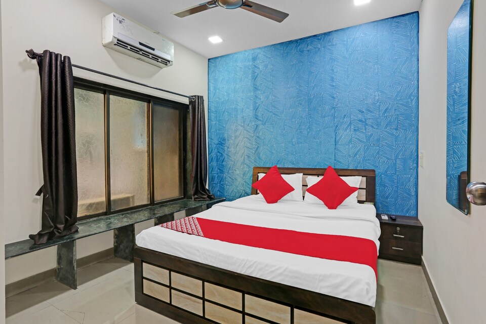 OYO Hotel K D Palace Near Chhatrapati Shivaji International Airport, Mumbai International Airport, Mumbai
