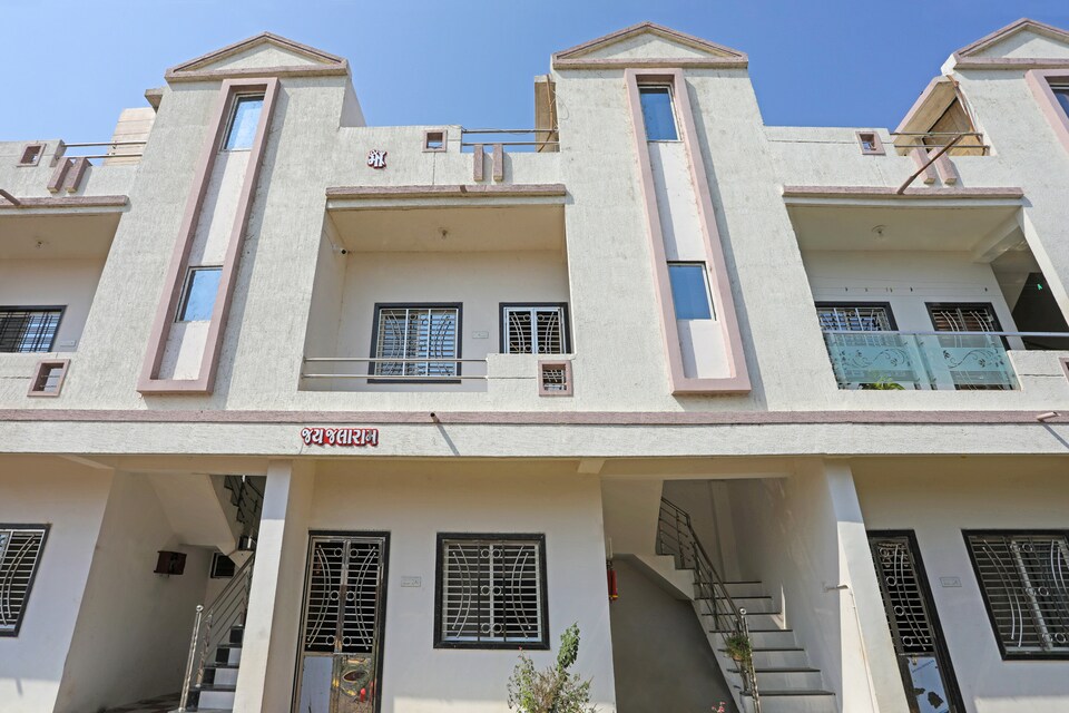 OYO 85811 Jay Jalaram Homestay, Kevadia, Vadodara