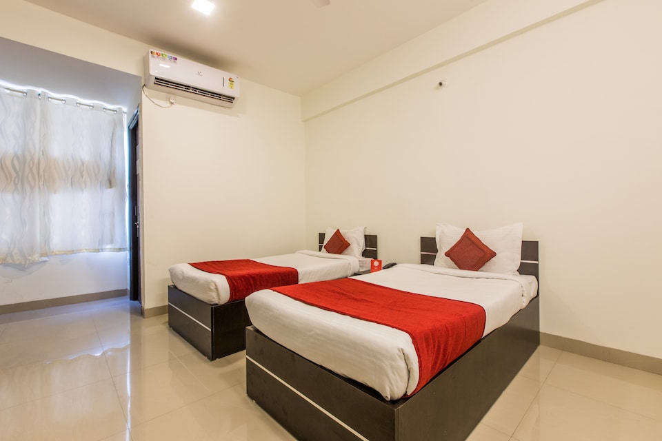 OYO Hotel Ten Eleven, Vijay Nagar Indore, Indore