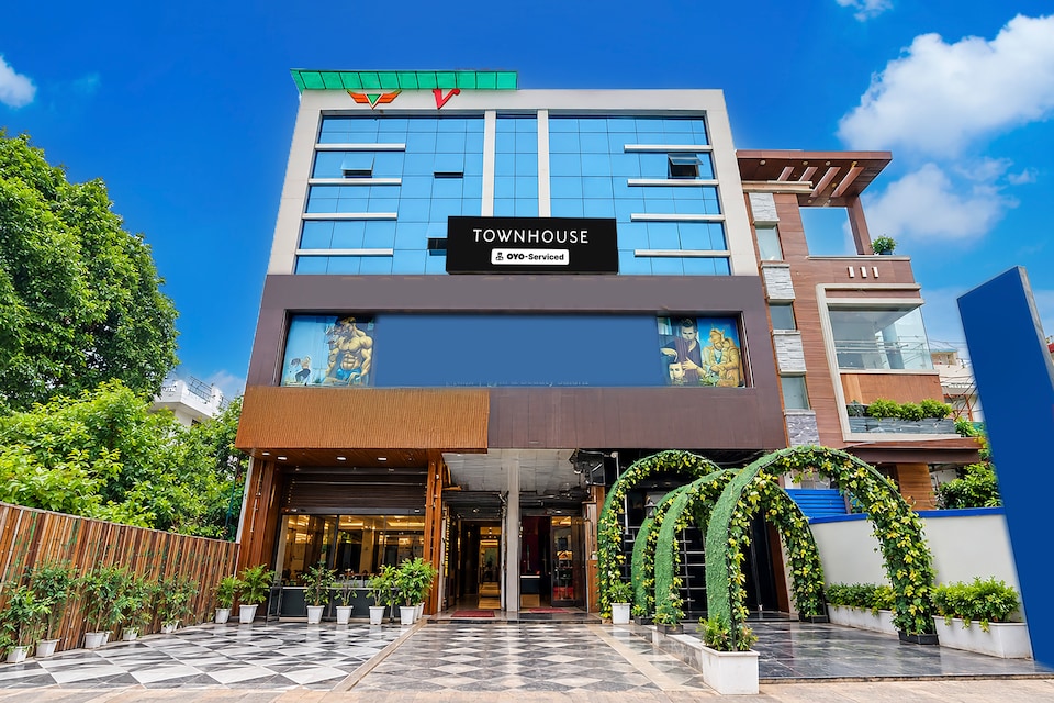 Townhouse Shyam Nagar Formerly Crystal Grand , Kanpur Railway Station, Kanpur
