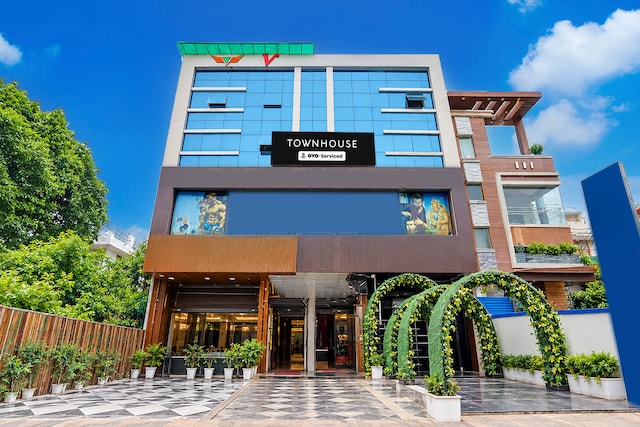 Townhouse Shyam Nagar Formerly Crystal Grand 