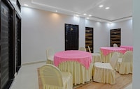 Hotel O Crystal Grand