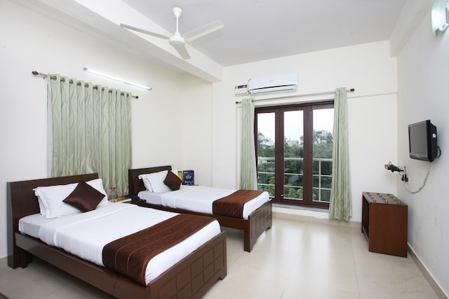 OYO Felicity Inn Nungambakkam Near Ags Cinemas T Nagar