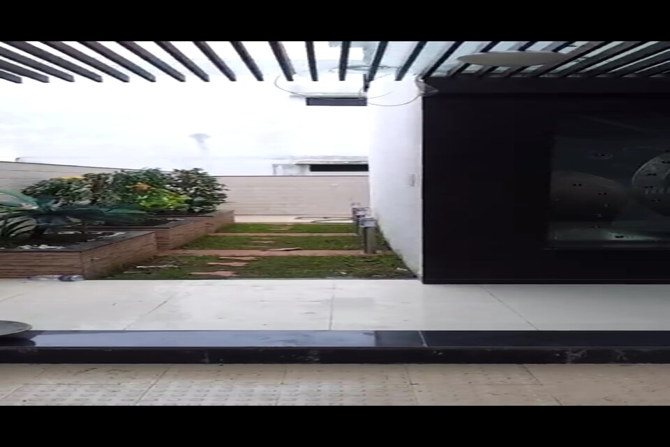 OYO HOME 85853 Villa Ruby 5bhk, Bhawarkua Indore, Indore