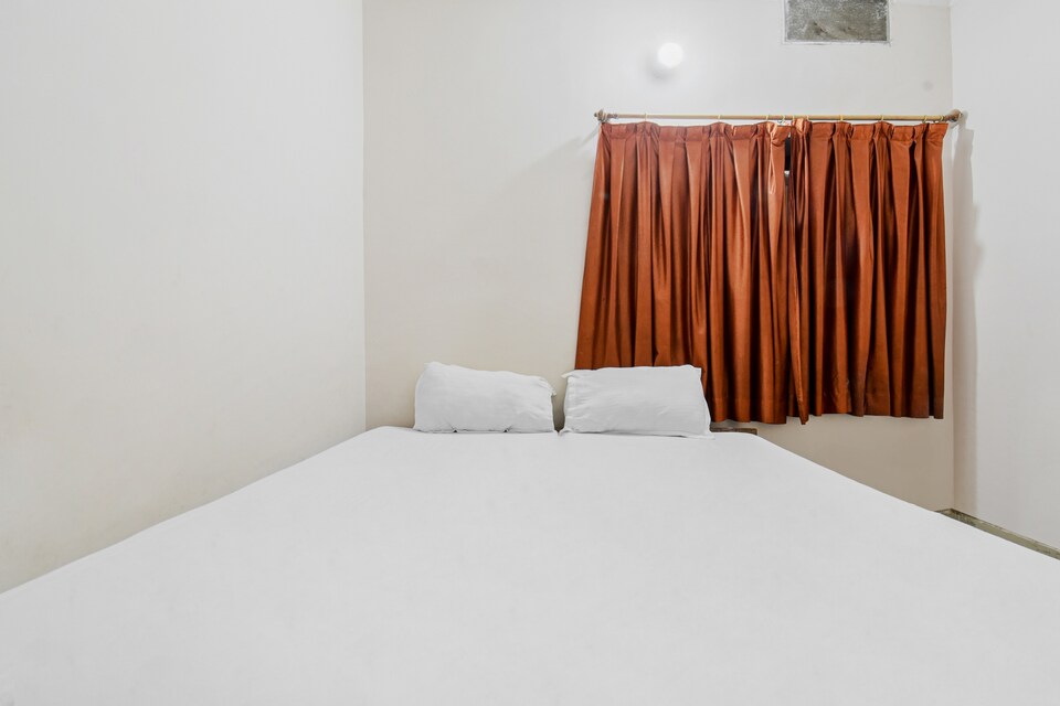 OYO Hotel Vishal, Patna Station 1, Patna