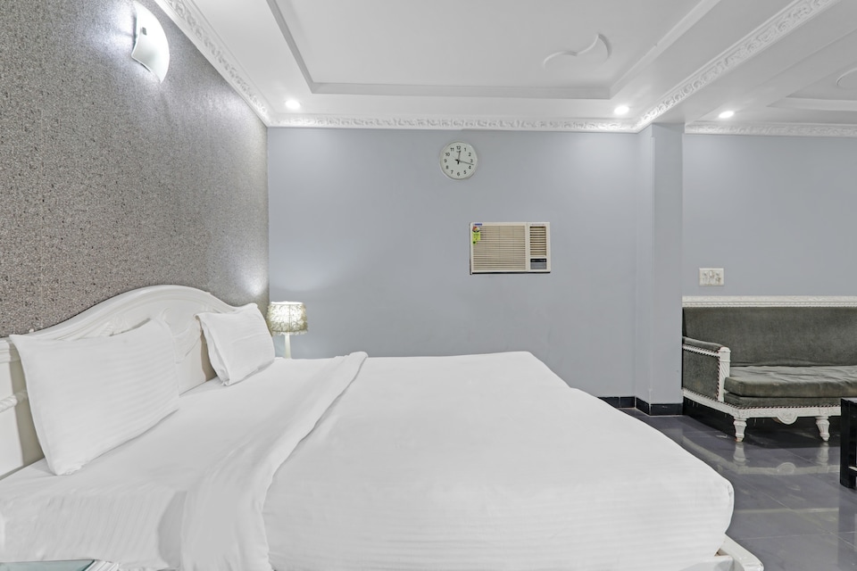 OYO 85859 Mangalam Residency, Charbagh Lucknow, Lucknow