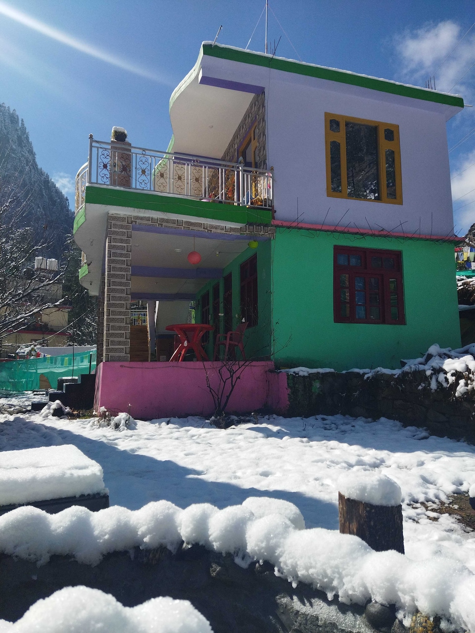 OYO Home Gyans Palace Homestay, Kasol, Kasol