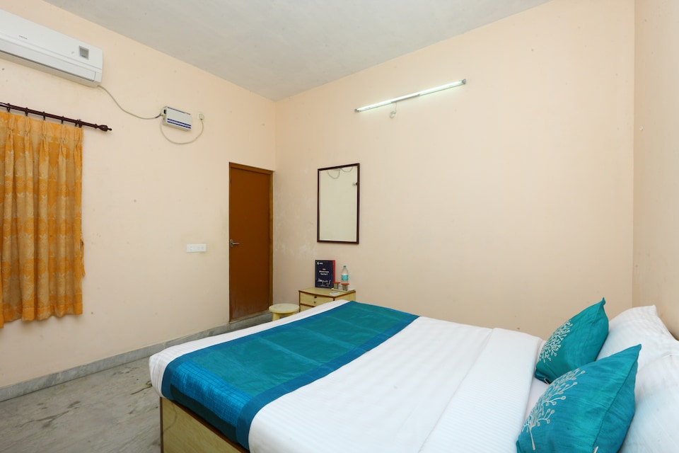 OYO 10098 Home Compact 1BHK White Town, Pondicherry City Centre, Pondicherry