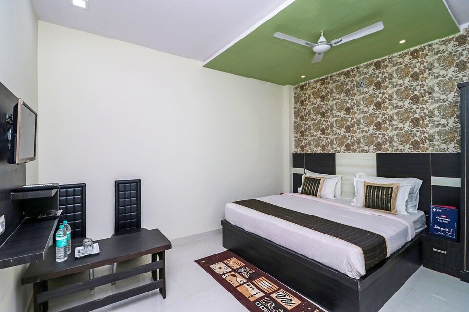 OYO Hotel 10133 RAMA Homestay, Taj Nagari Phase 2 Agra, Agra