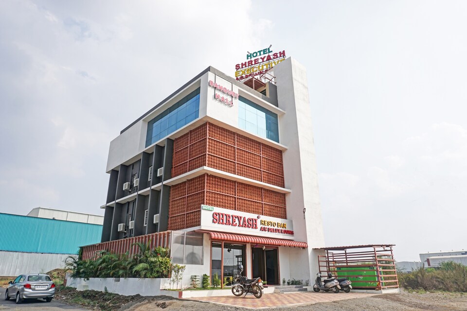 Capital O Hotel Shreyash Executive, Pimpri Pune, Pune