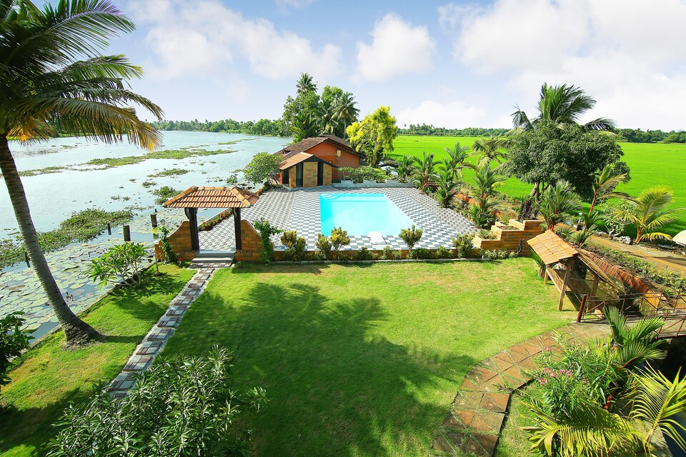 OYO 1393 Green Palace, AC Road Alappuzha, Alappuzha