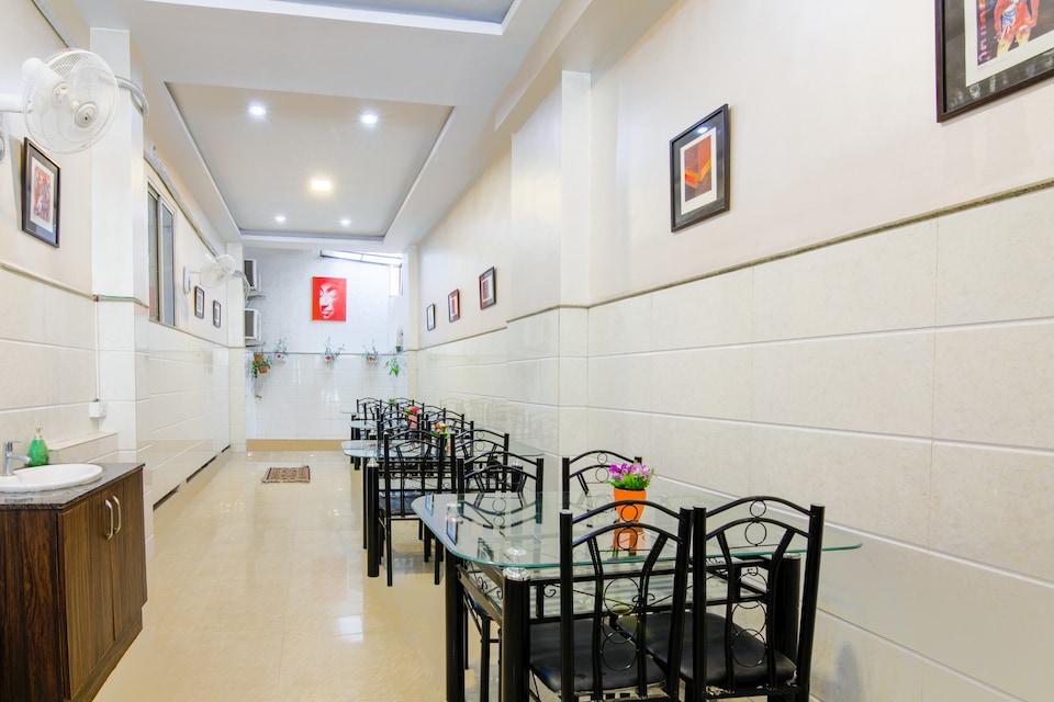 OYO 10136 Hotel Central Suites, Koramangala Forum Mall, Bangalore