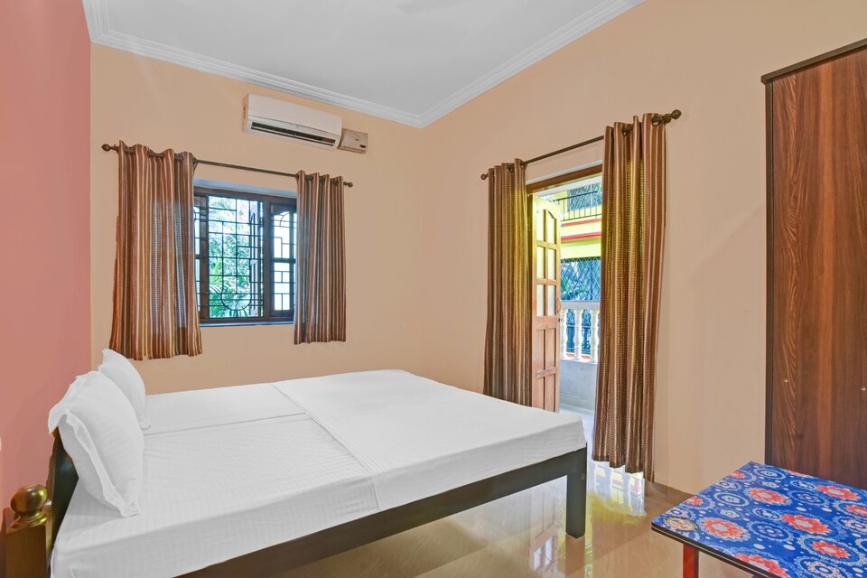 OYO 85942 Akroids Holidays, Calangute Goa, Goa