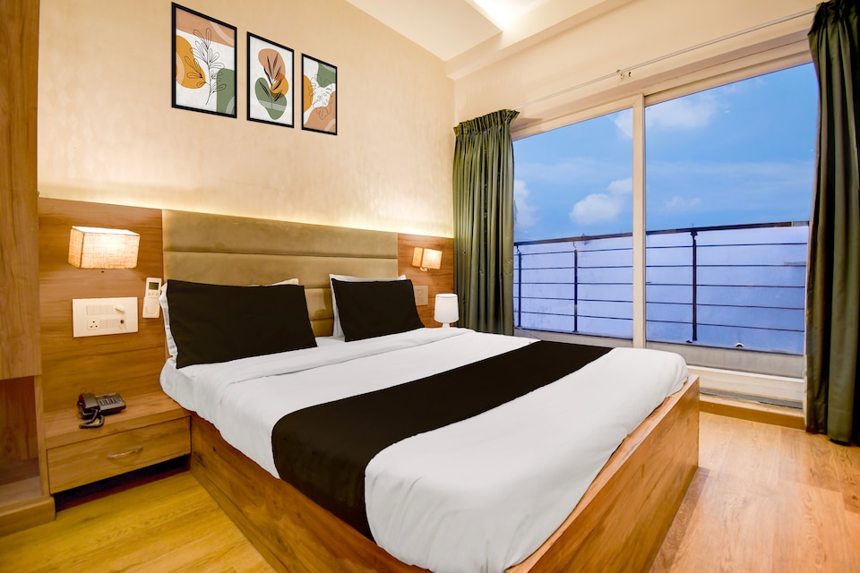 Super Townhouse Vibhuti Khand Gomti Nagar Formerly Pratham Inn, Gomti Nagar Lucknow, Lucknow