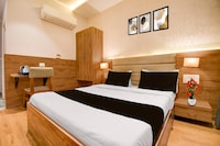 Super OYO Townhouse Vibhuti Khand Gomti Nagar Formerly Pratham Inn