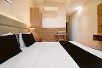 Super Townhouse Vibhuti Khand Gomti Nagar Formerly Pratham Inn