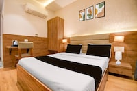 Super Townhouse Vibhuti Khand Gomti Nagar Formerly Pratham Inn