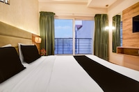 Super OYO Townhouse Vibhuti Khand Gomti Nagar Formerly Pratham Inn
