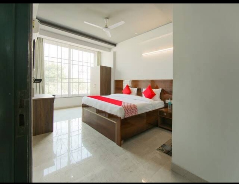 OYO 85946 Mystery Rooms , Golf Course Road, Gurgaon