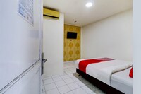 OYO 90873 Orchid Guesthouse