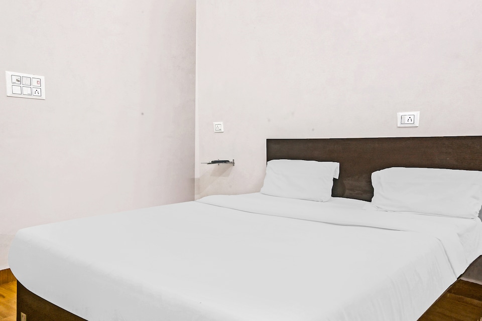 OYO 85977 Hotal Pradhan, Aligarh, Aligarh