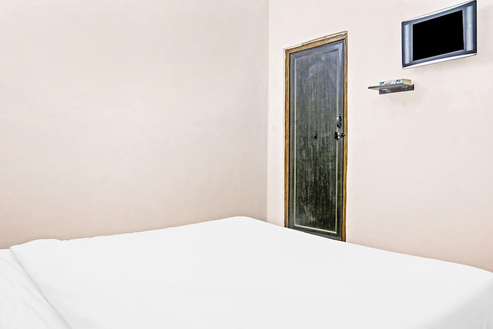 OYO 85977 Hotal Pradhan, Aligarh, Aligarh