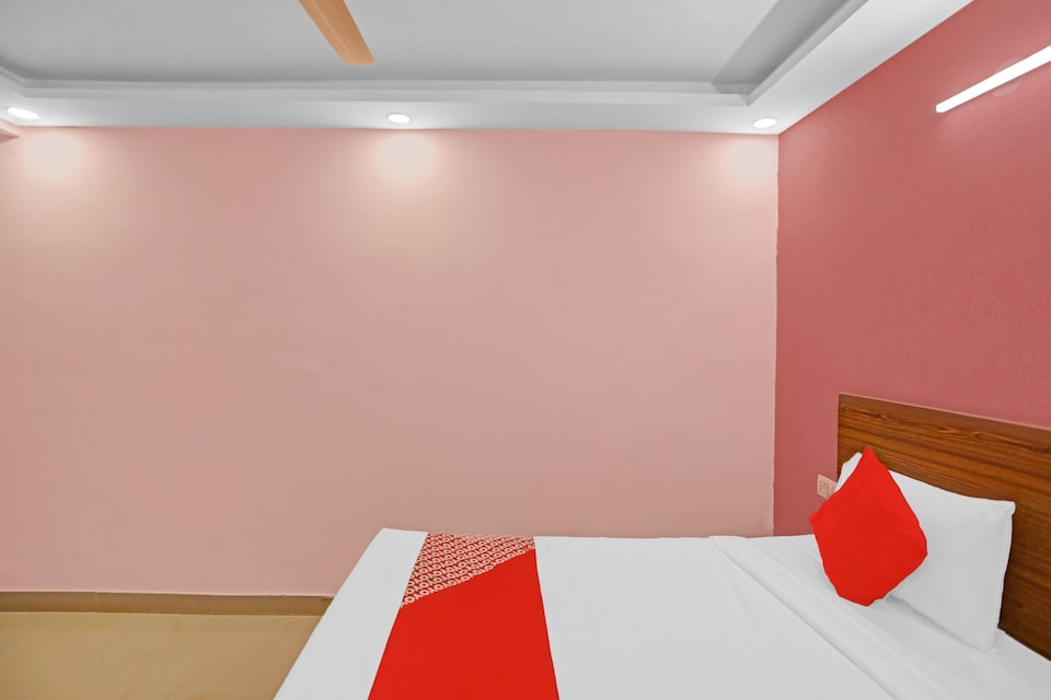 Hotel O Happy Spring, Saket Delhi, Delhi