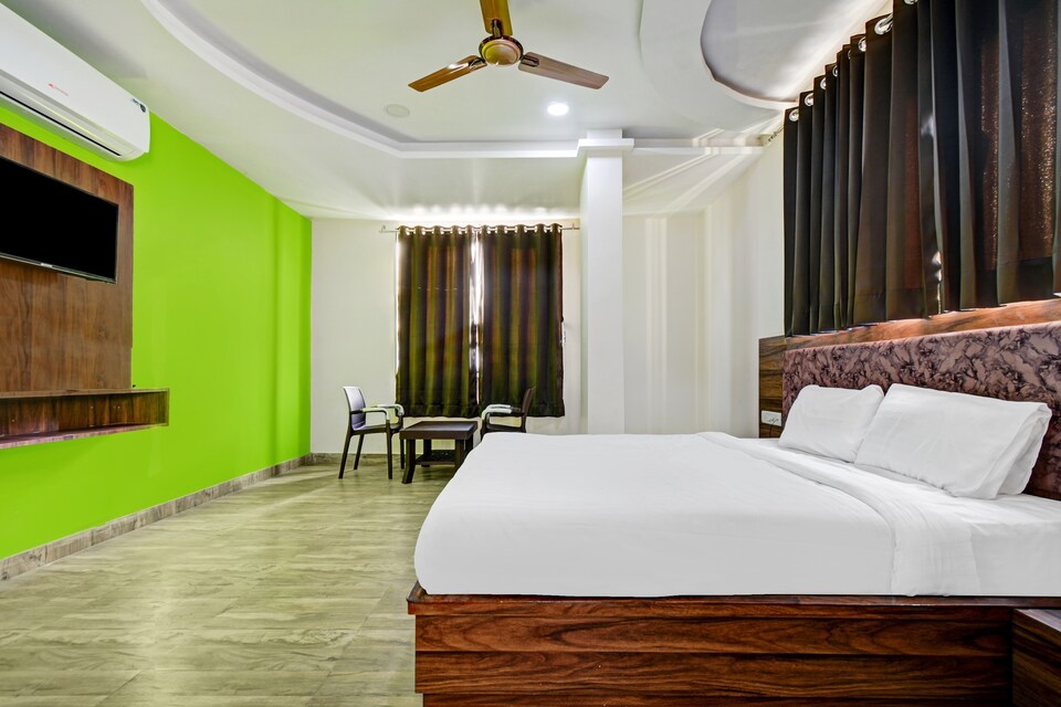 OYO 86002 Hotel Komal Palace, Udaipur Central, Udaipur