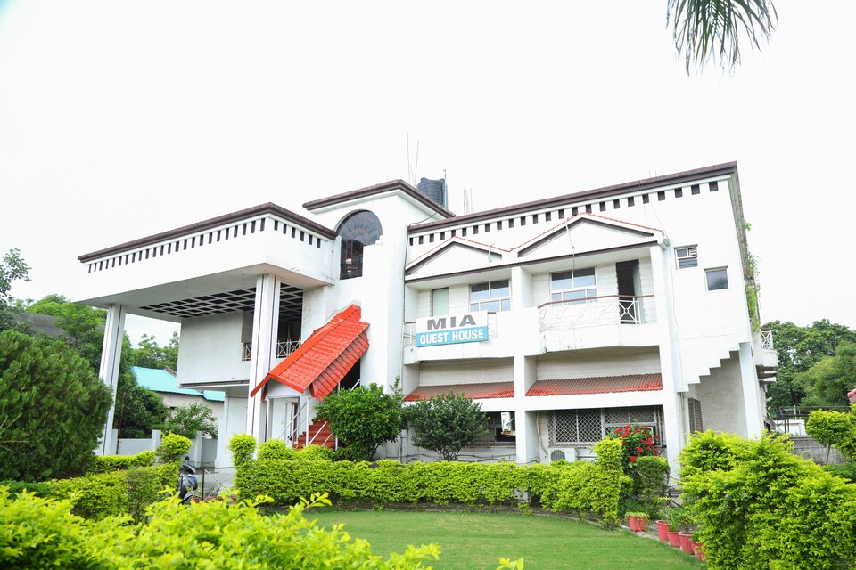 OYO 10658 Mia Guest House, Wadi Nagpur, Nagpur