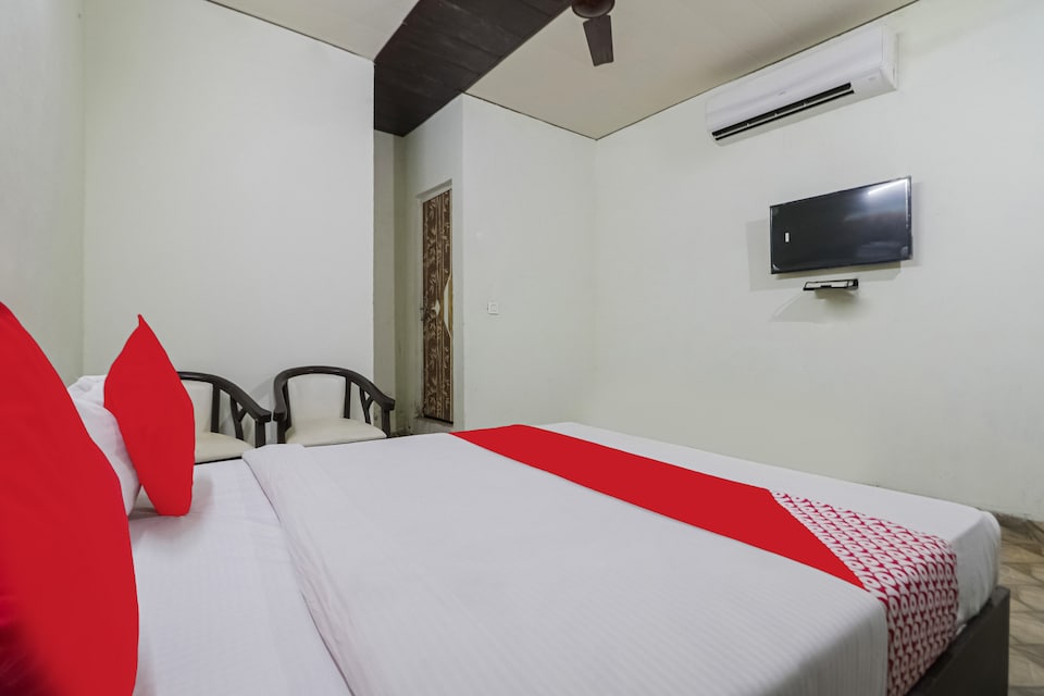 OYO Rajvanshi PG & Guest House, Manesar, Manesar