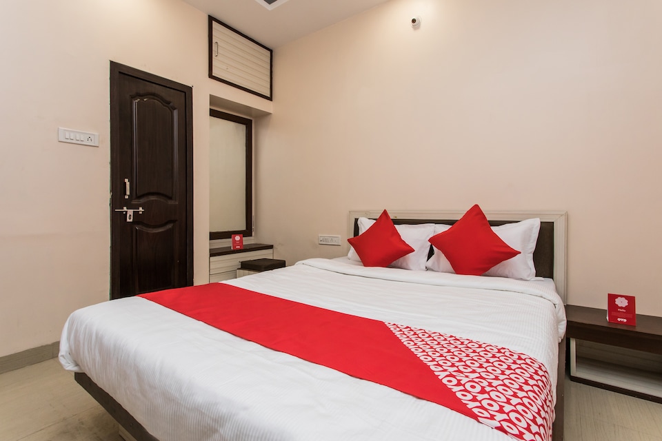 Hotel O Madhur Inn, Vijay Nagar Indore, Indore