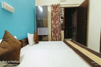 OYO Hotel Orchid Recidenc Near Omaxe Celebration Mall