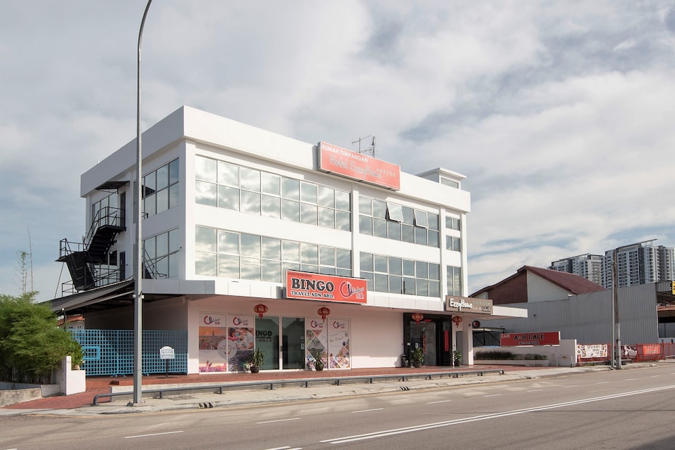 Capital O 90447 Hotel Ezzyhome Kebun Teh, Johor Bahru, Johor Bahru