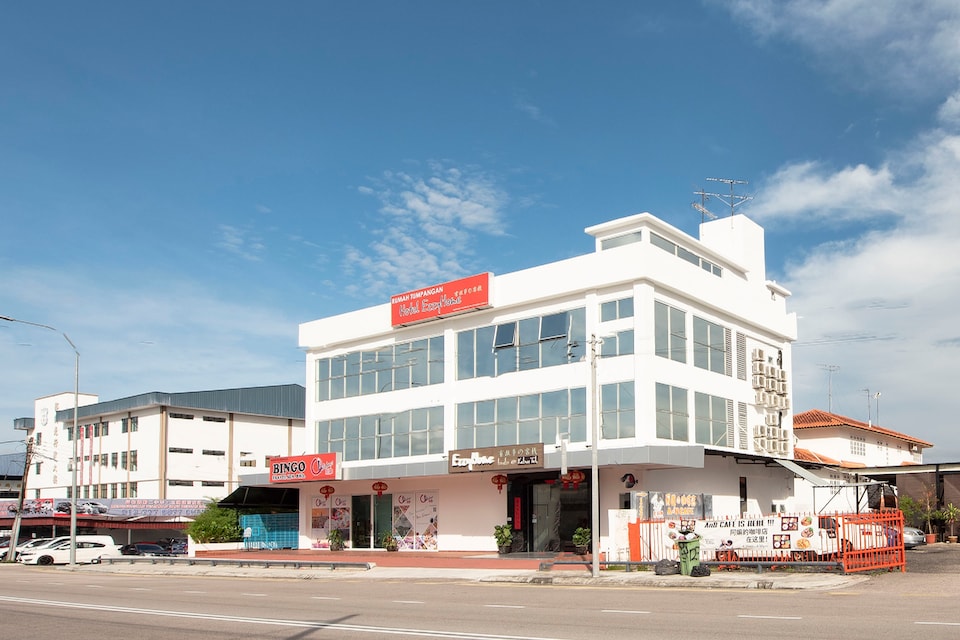 Capital O 90447 Hotel Ezzyhome Kebun Teh, Johor Bahru, Johor Bahru