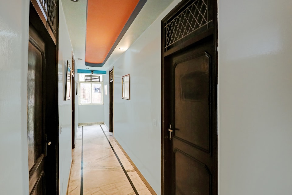 Hotel O Shyam palace, Kalkaji Delhi, Delhi