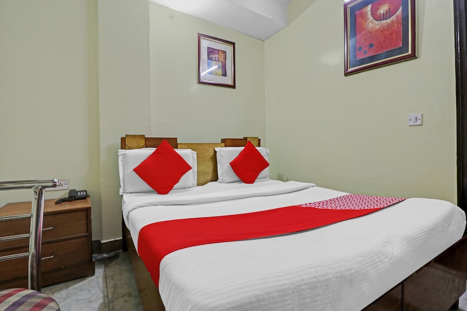 Hotel O Shyam palace, Kalkaji Delhi, Delhi