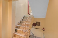 Hotel O Shyam palace