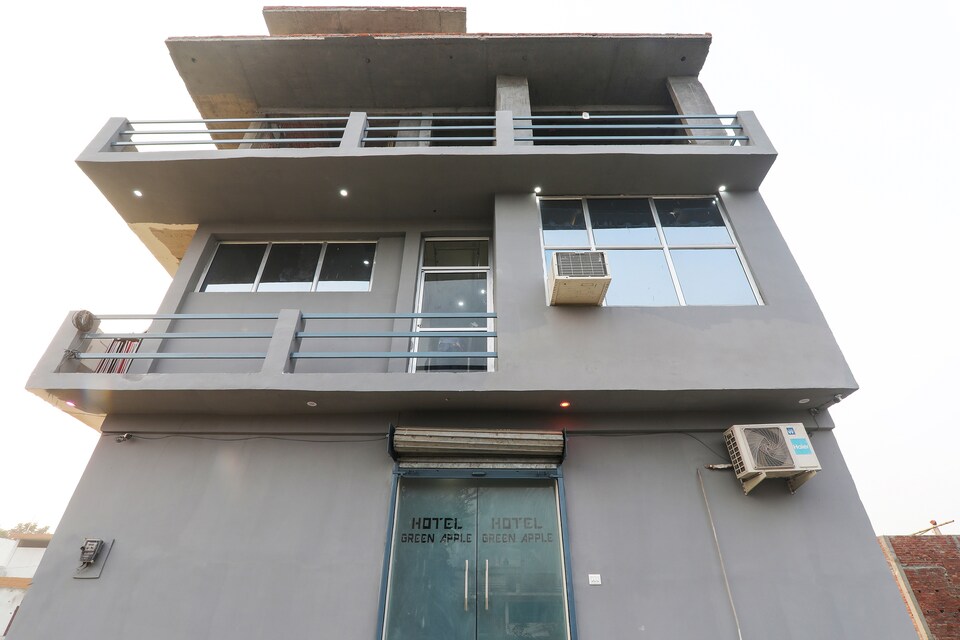 Live on LCK2325, Gomti Nagar Lucknow, Lucknow