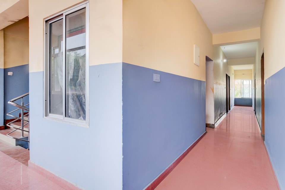 Super Collection O Last Gate Near Dispur Law College Formerly RR hotels, Dispur Guwahati, Guwahati