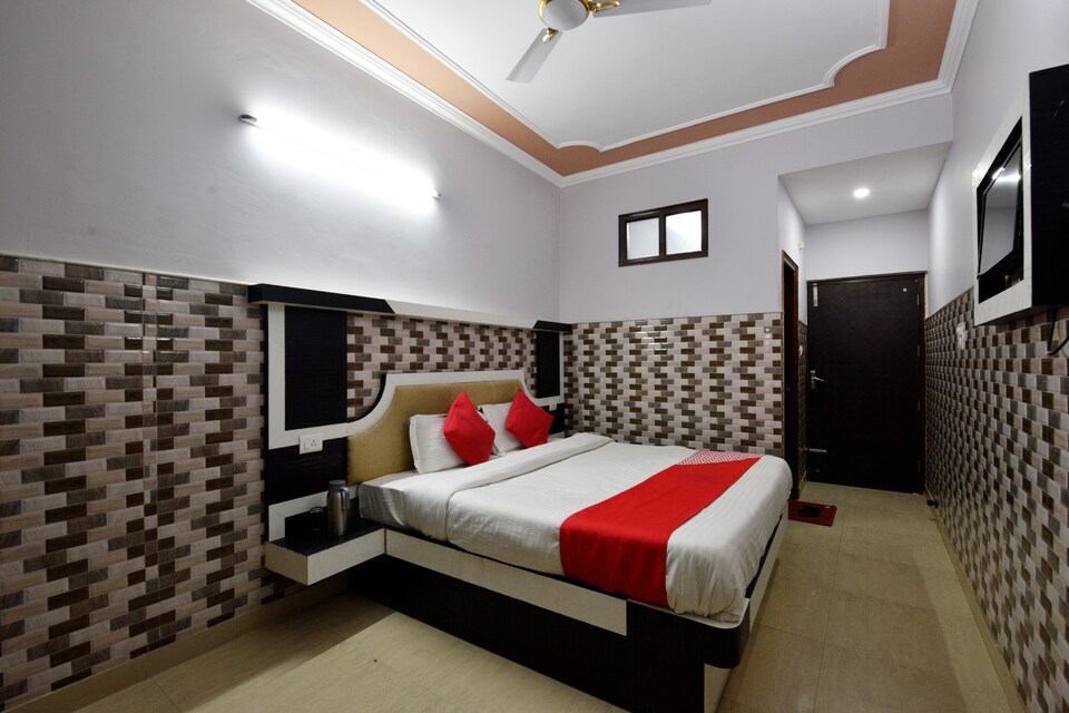 OYO 10155 Vijay International, Katra, Katra