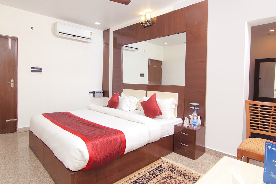 OYO Hotel Arsh Residency Near Phoenix Palassio, Gomti Nagar Extension Lucknow, Lucknow