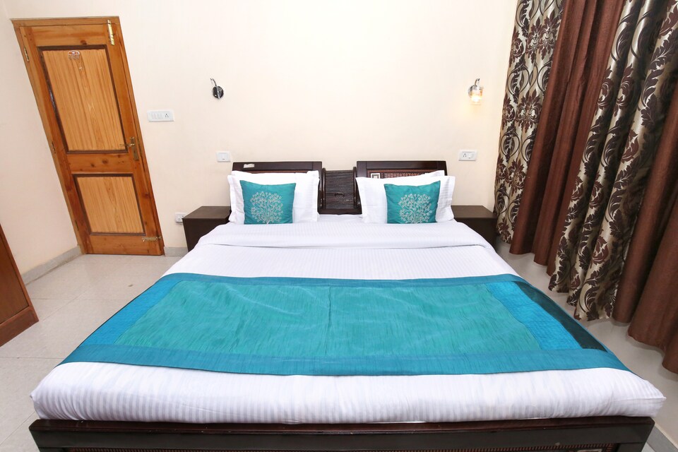 OYO 10408 Home Exotic 2BHK Near Dhalli, Sanjauli, Shimla