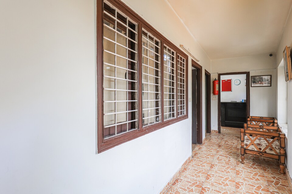 OYO Flagship Aum Hotel, Mall Road, Nainital, Nainital