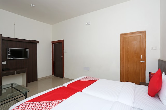 OYO Flagship 10508 Hanshika Residency