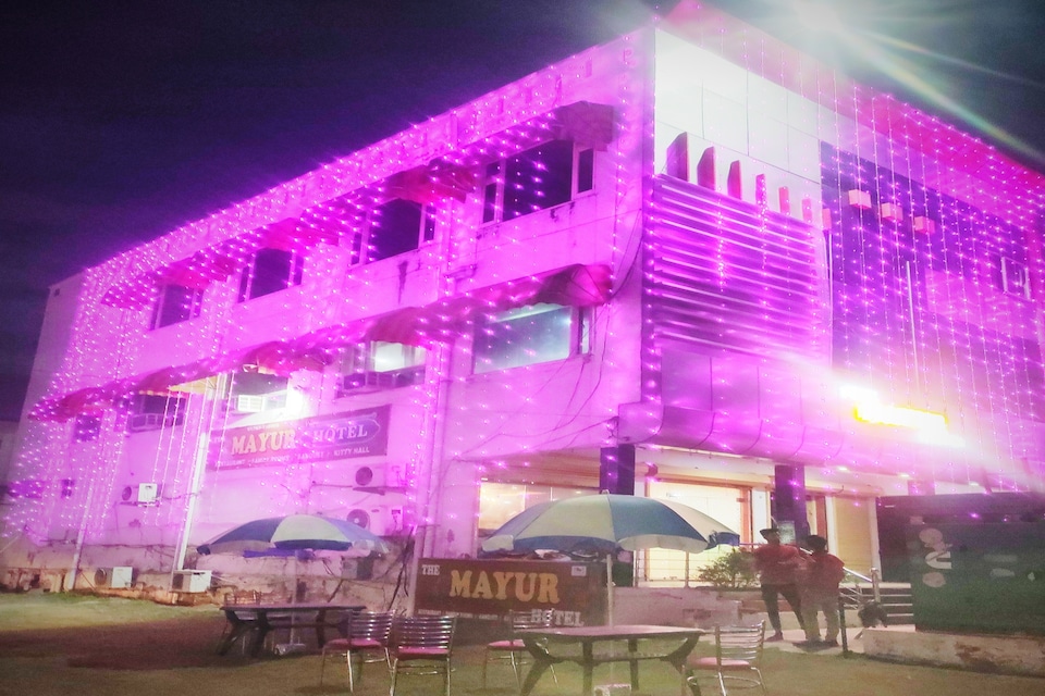 OYO Mayur Hotel, Sirhind, Sirhind