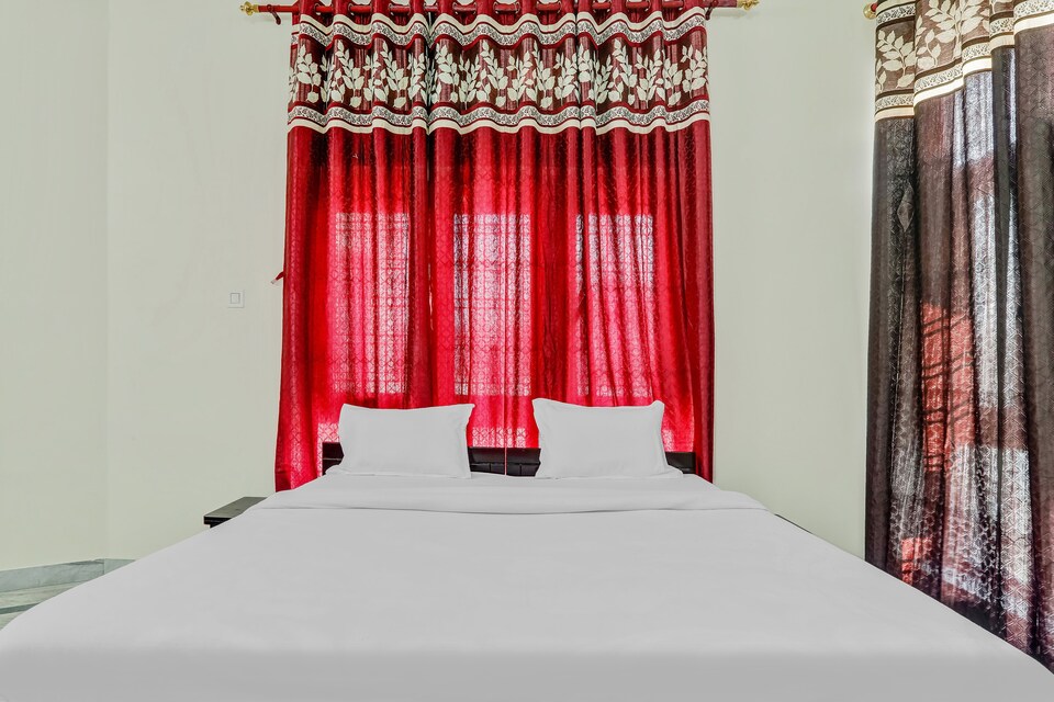 Flagship 86288 Amrit Palace, Gomti Nagar Lucknow, Lucknow