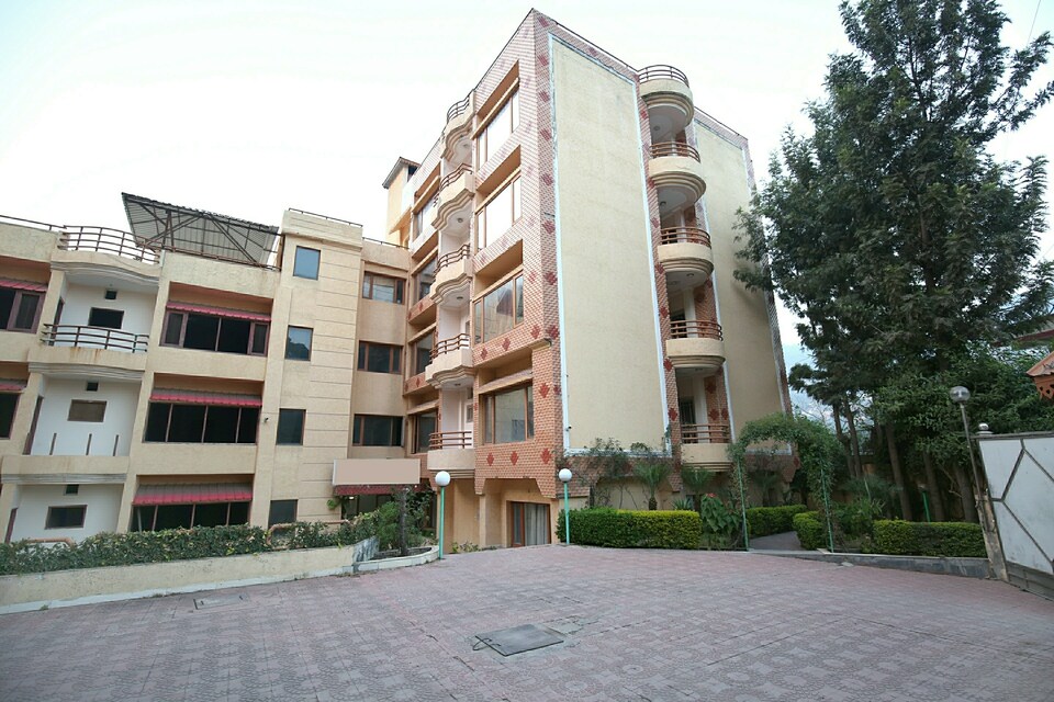 OYO Home 10208 Valley View 2BHK, Kasauli, Kasauli