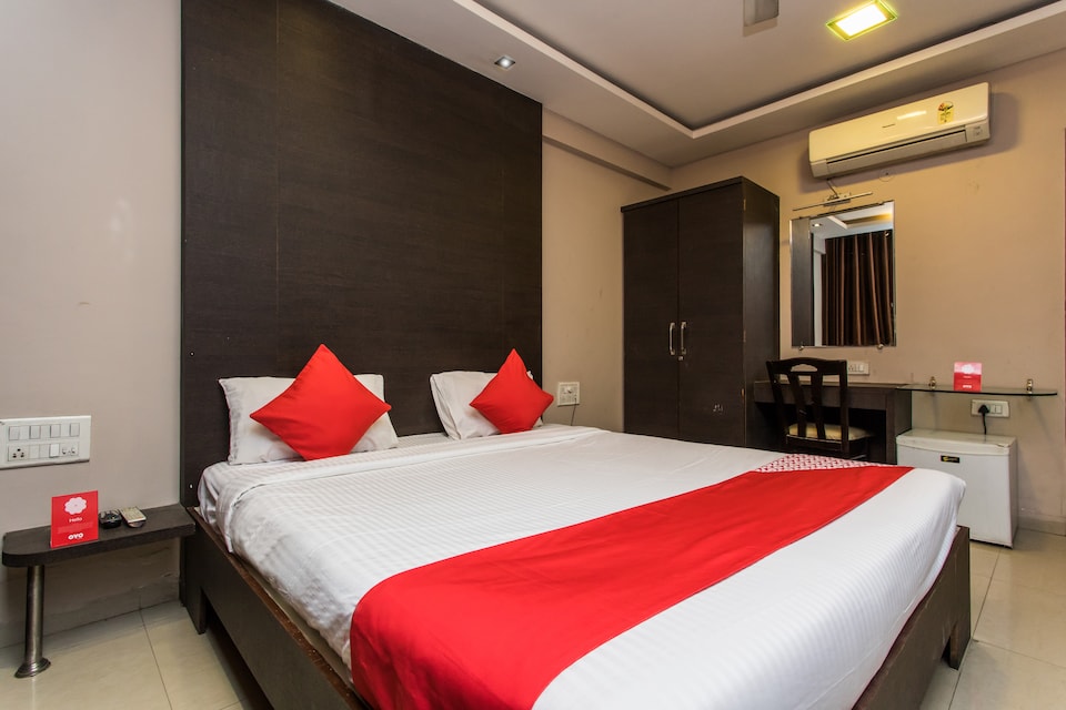 Capital O IND013 Hotel Swaroop Inn, Vijay Nagar Indore, Indore