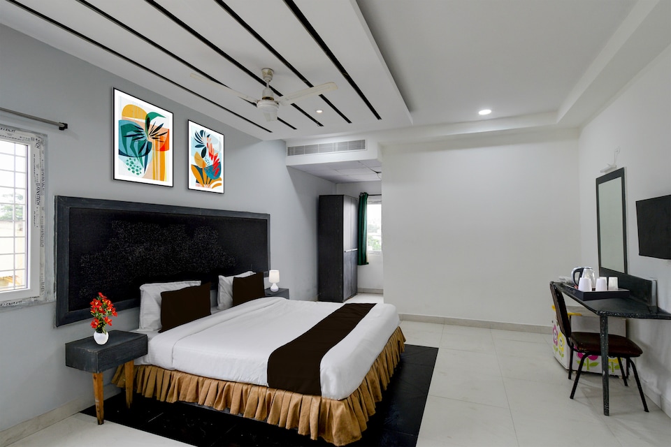 Hotel O Erragadda Metro Station Hyderabad Formerly Palak Residency, Ameerpet, हैदराबाद