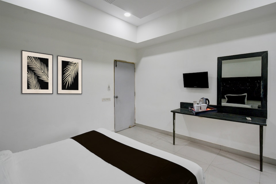 Hotel O Erragadda Metro Station Hyderabad Formerly Palak Residency, Ameerpet, Hyderabad